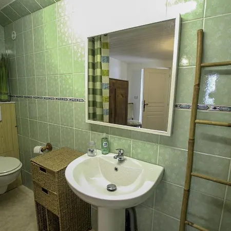 Au Chant Du Coq Saint-Lyé